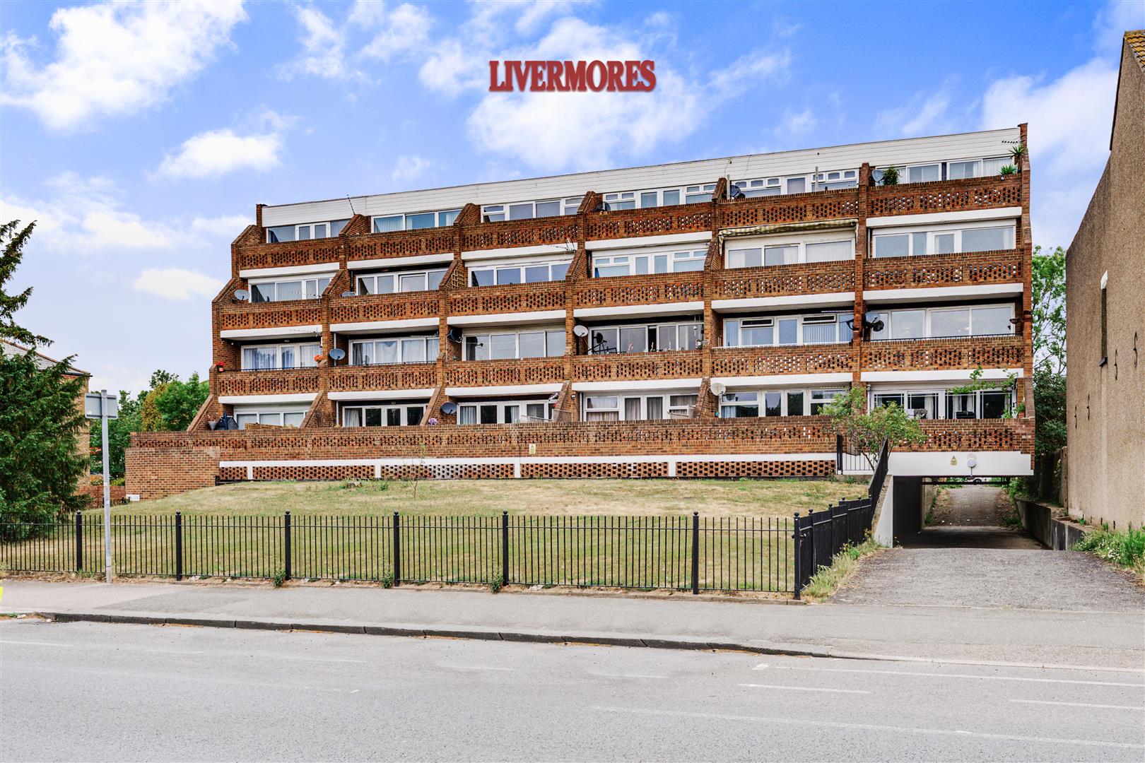 Sharnbrooke Close, Welling